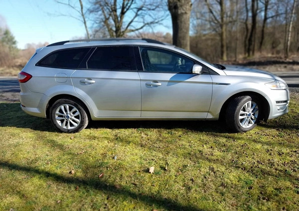 Ford Mondeo cena 25900 przebieg: 226000, rok produkcji 2011 z Brzostek małe 67